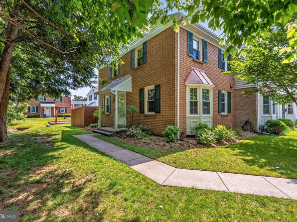 1842 Aberdeen Cir, Crofton, MD 21114