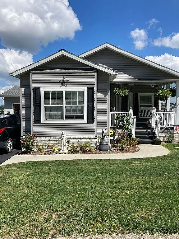 289 Indigo Ln photo 1