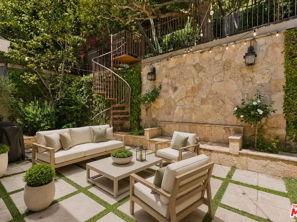 1519 Schuyler Rd, Beverly Hills, CA 90210