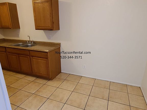4th image of 915 S 4th Ave APT 7
