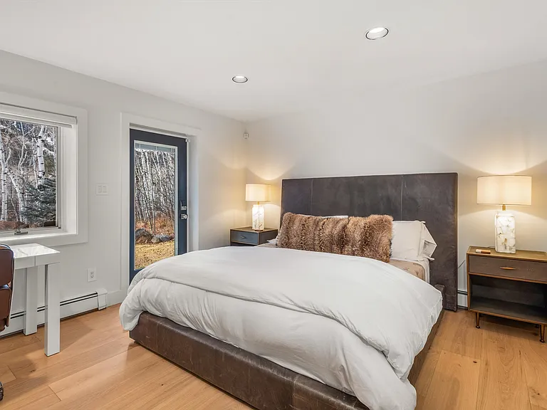 262 Eastwood Dr — Photo 27