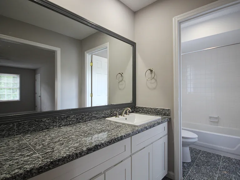 4525 Fox Creek Dr — Photo 30