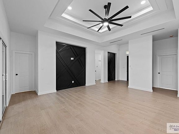 3rd image of 13599 Elias Cir