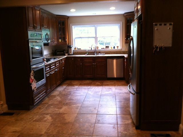2607 Fontainebleau Dr, Dunwoody, GA 30360 | Zillow