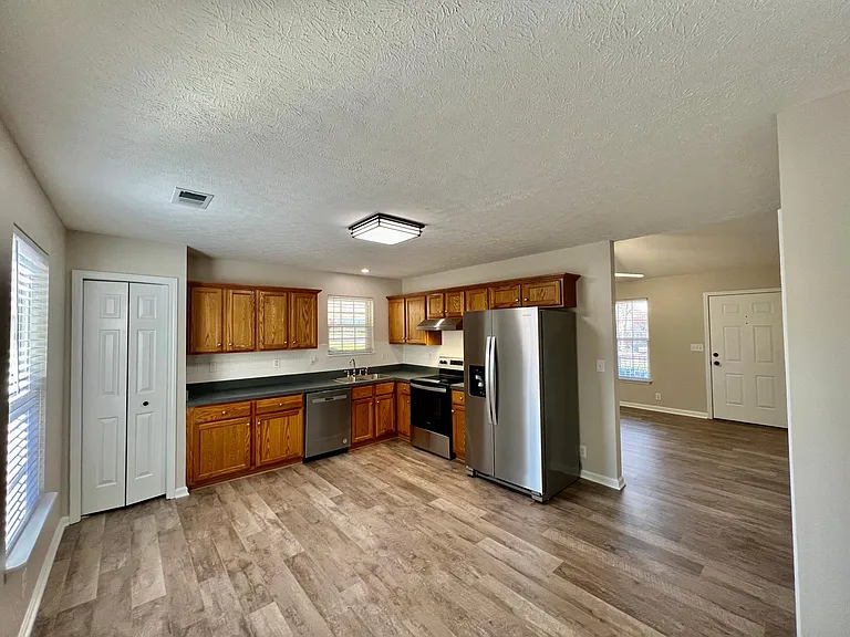 9005 Jessica Leigh Dr — Photo 6