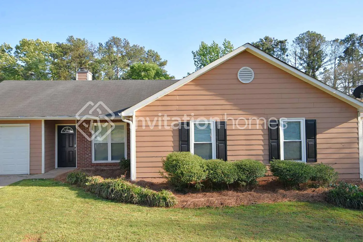 920 Orchard Mill Ln Lawrenceville, GA 30043 — Photo 1