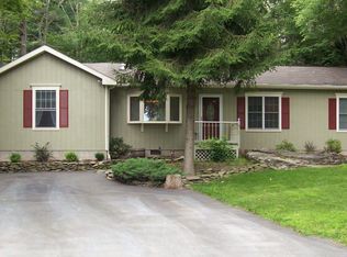 3375 Frontier Rd, East Stroudsburg, PA 18302