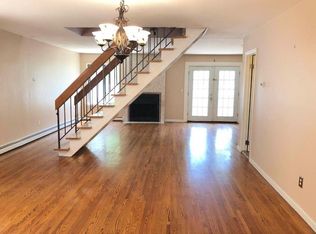 398 Green Valley Rd, Staten Island, NY 10312