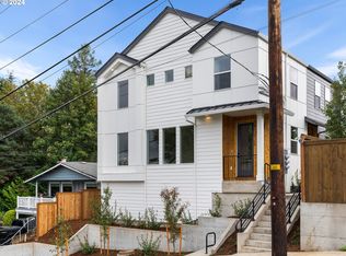 752 NE 91st Ave #4, Portland, OR 97220