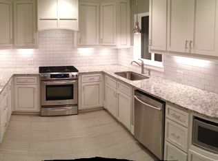 2009 Southwood Rd, Vestavia Hills, AL 35216