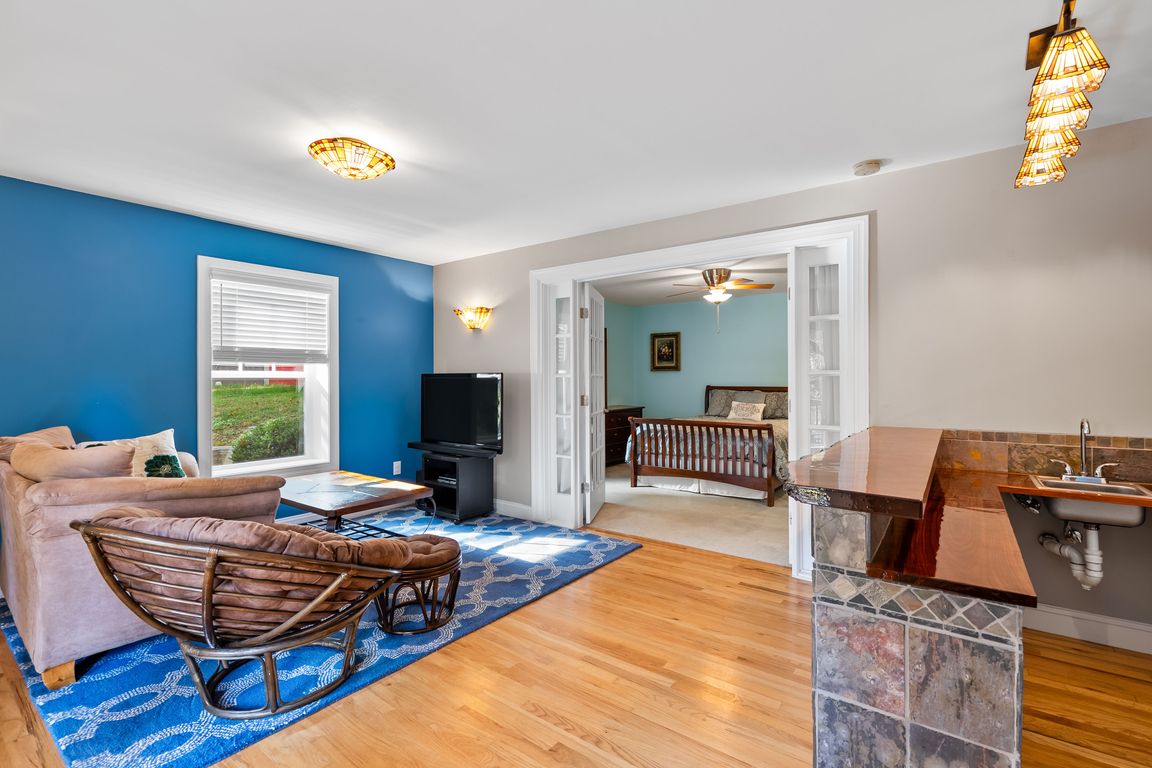 next background image