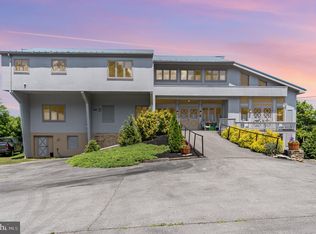 2540 Falling Spring Rd, Chambersburg, PA 17202