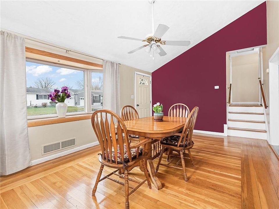 35 Carnation Dr, Warwick, RI 02886 Zillow