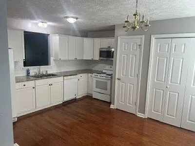 2950 Baby Ruth Ln #10 — Photo 8