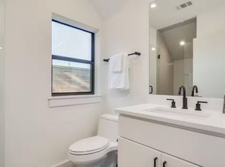 1128 Chicon St UNIT 300, Austin, TX 78702