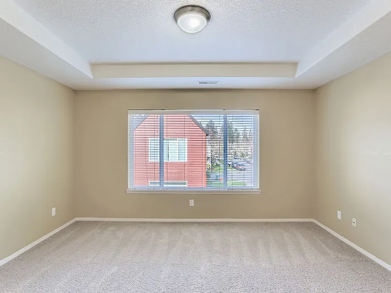903 SE Elina Ave — Photo 15