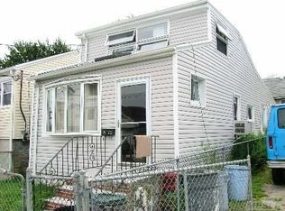 9960 164th Rd, Jamaica, NY 11414