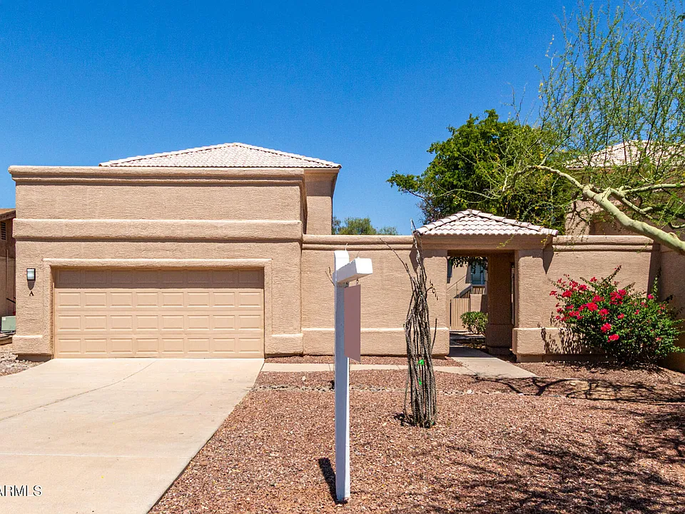 12011 N Fountain Hills Blvd #A