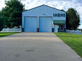 1769 E Lakecrest Dr, Ozark, MO 65721