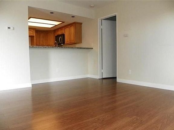 5th image of 3516 W Greentree Cir