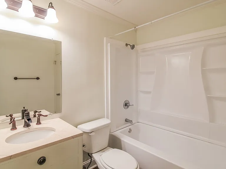 9346 Woodknoll Way — Photo 14