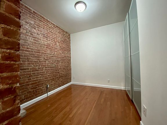 4th image of 138 W 133rd St #1A