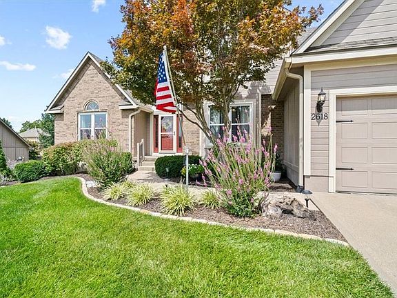 2nd image of 2618 Meadowlark Dr