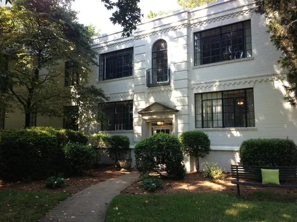 1700-M4 N Elm St, Greensboro, NC 27408