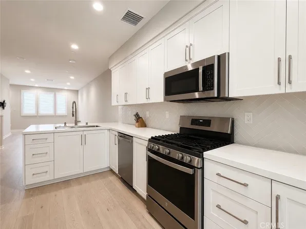 23 Sanctuary Ln, Mission Viejo, CA 92692