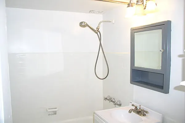 Rented by Steven Corcoran Real Estate | media 8