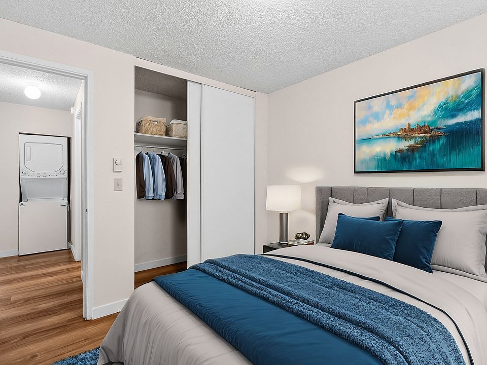 2x1 Standard Bedroom