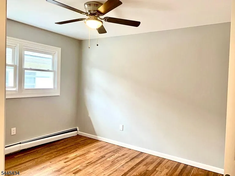 15 Wallace St #2 — Photo 14