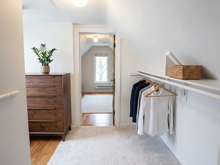 1401 Golden Ave #4 — Photo 7