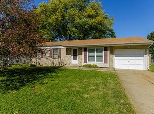 3122 Bedford Ln, Saint Charles, MO 63301
