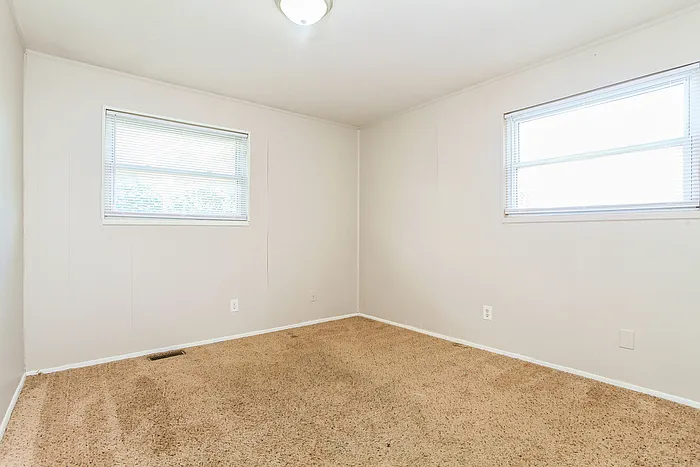 11952 Wincanton Dr — Photo 10