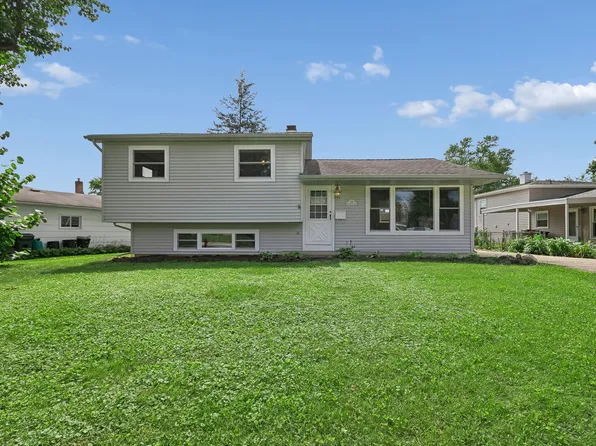 (undisclosed Address), Mundelein, IL 60060