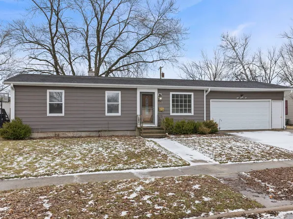 422 Best Ave, Dekalb, IL 60115