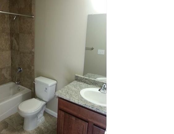 3rd image of 3766 Underwood Dr APT 4