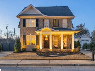 3 James St, Greenville, SC 29609