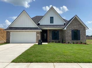 322 Newport Ln, Benton, LA 71006