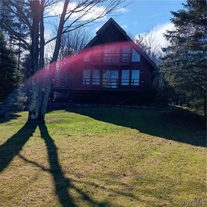 5020 Mayer Rd, Hamburg, NY, 14075