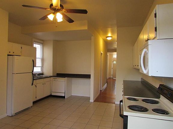 4th image of 2022 Parkwood Ave #2022PARK