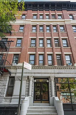 Rented by Lisa Management Inc | media 8