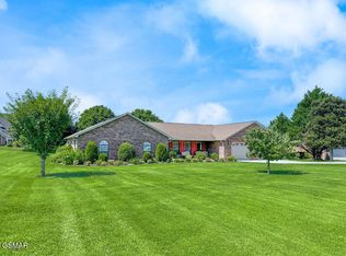 521 Asa St, Sevierville, TN 37876