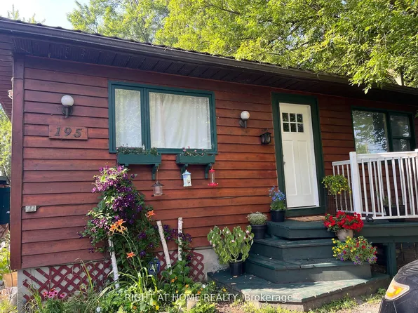 195 Lakeland Cres, Richmond Hill, ON L4E 3A4