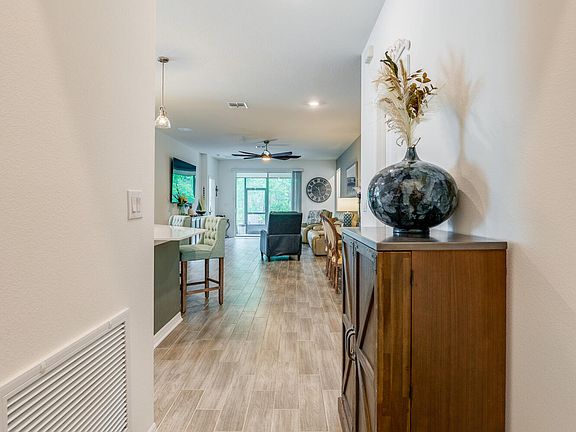 3rd image of 1114 Pacific Dunes Ct