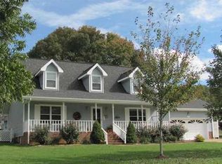 359 N Three Notch Rd, Ringgold, GA 30736