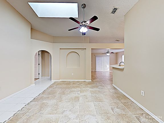 3rd image of 4442 Stonemeadow Dr