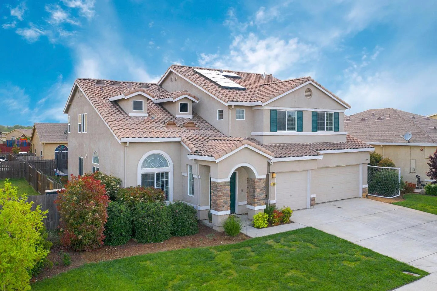 13695 S Santa Lucia Dr photo 1