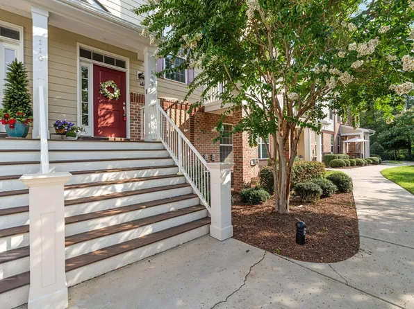 10210 Sablewood Dr APT 109, Raleigh, NC 27617